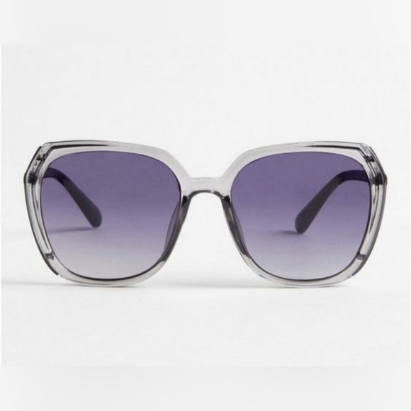 NWT Torrid Trans Cateye Sunglasses In Gray - Picture 1 of 4